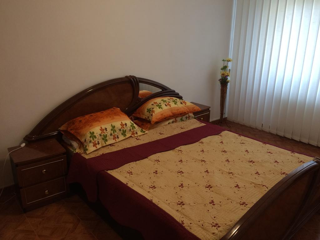 Apartament Regim Hotelier Брашов Екстериор снимка