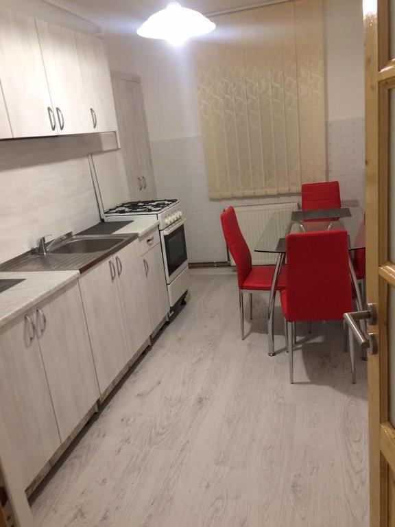 Apartament Regim Hotelier Брашов Екстериор снимка