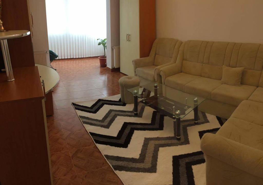 Apartament Regim Hotelier Брашов Екстериор снимка