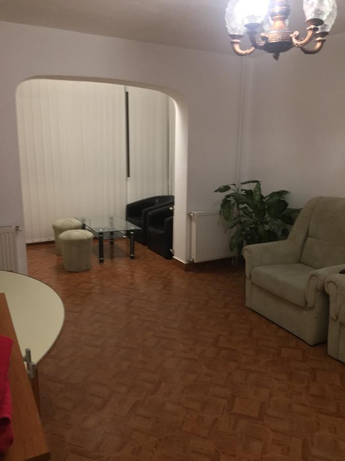 Apartament Regim Hotelier Брашов Екстериор снимка